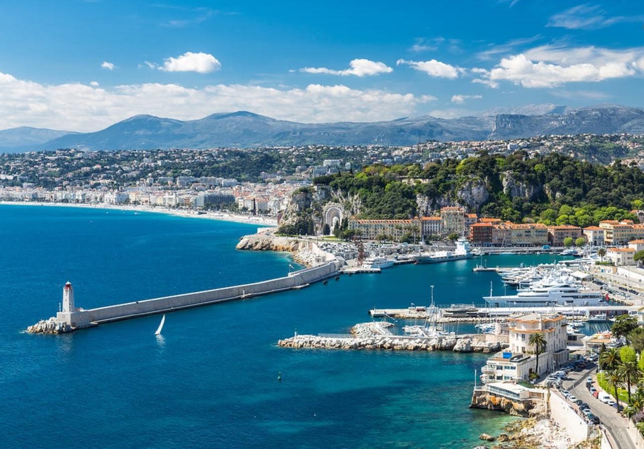 Le Prefecture - Luxueux F3 En Duplex, Ascenseur, Coeur Vieux-nice